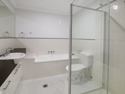 15 / 24 Jessica Drive, Upper Coomera