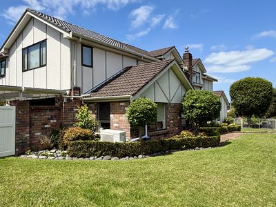 102 Chelsea View Drive, Chatswood