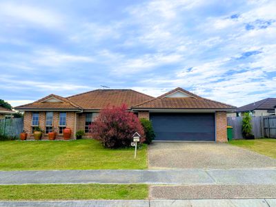 25 Wattle Crescent, Raceview