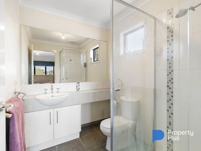 14 Freeman Drive, Kangaroo Flat