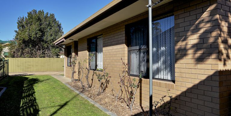 2 / 68 Kirkland, Euroa