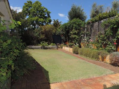 27 Halgania Way, Duncraig
