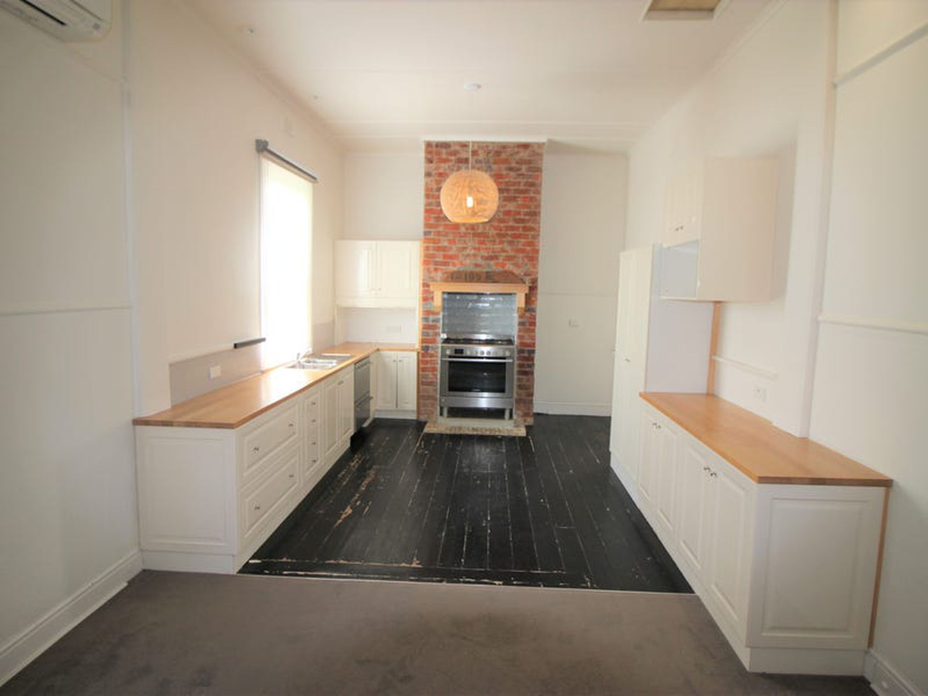 69 Balliang Street, South Geelong