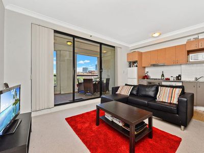 808 / 242 Elizabeth Street, Surry Hills