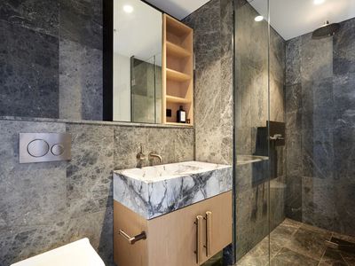 307 / 339 Toorak Road, South Yarra