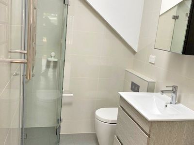 9 / 11 Sudbury Street, Belmore