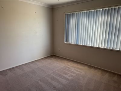 31 Barton Street, Parkes