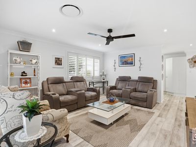 166 / 2 Saliena Avenue, Lake Munmorah
