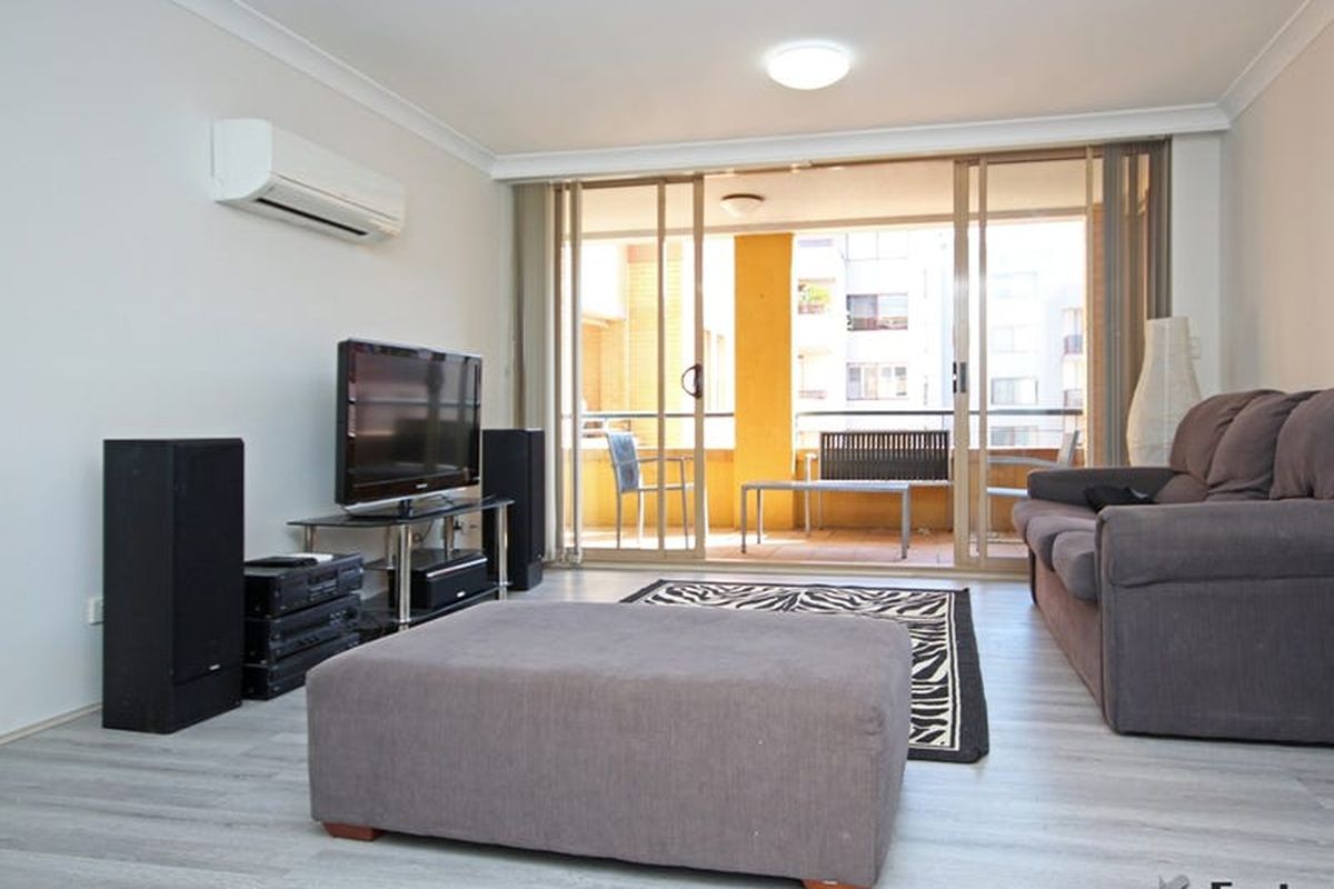 707 / 261 Harris Street, Pyrmont