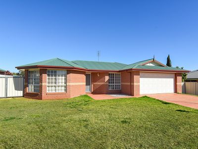 24 Lavarack Street, Darling Heights