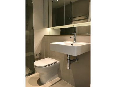 503S / 883 Collins Street, Docklands