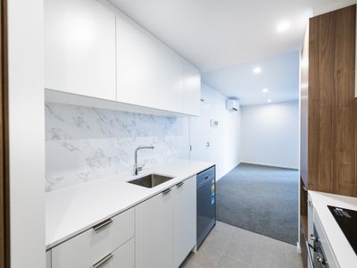 1214 / 15 Bowes Street, Phillip