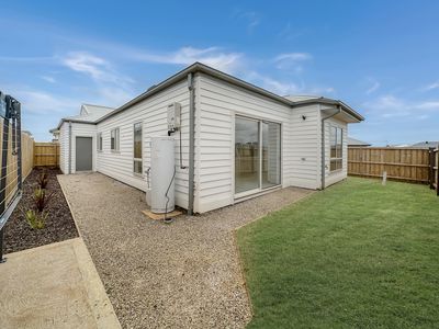99 Crowlands CIRCUIT, Eynesbury