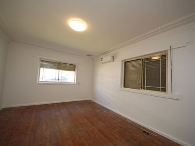 1 Laurel Street, Carramar