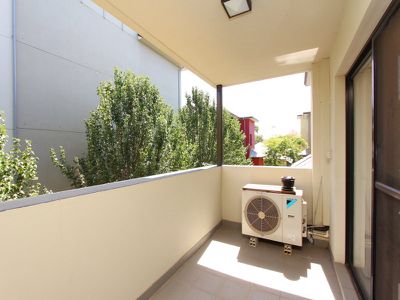 105 / 215 Stirling Street, Perth