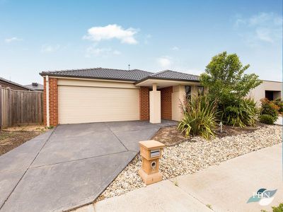 5 Airfield Grove, Point Cook