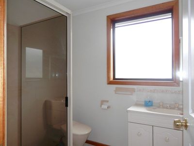75 Hilton Road, Claremont