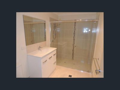 2 / 27 Barron Court, Moranbah