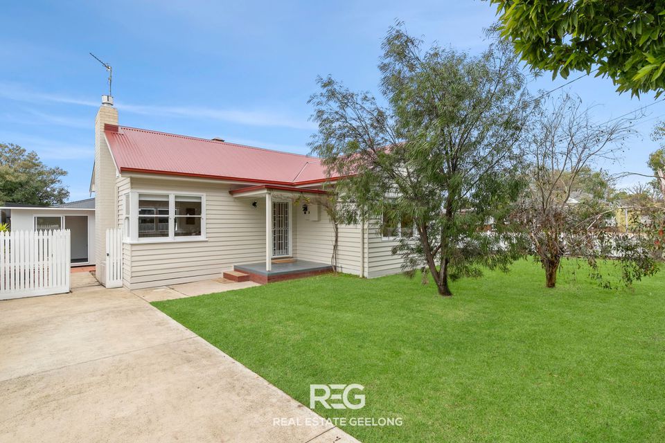 25 Fairview Street, Belmont