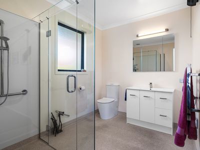 221 The Ridgeway, Stoke