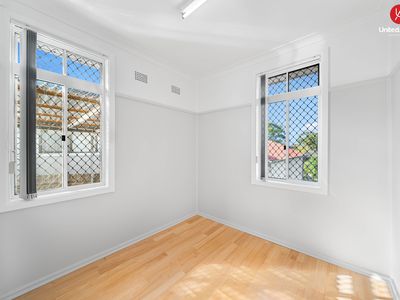 14 Lambert Place, Mount Pritchard
