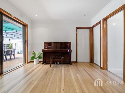 5 Hampton Court, Dandenong North