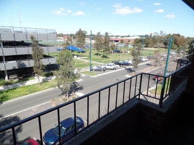 12 / 22 Remembrance Avenue, Warwick Farm
