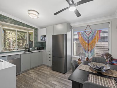 4 / 186 Sunrise Avenue, Halekulani