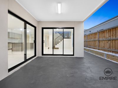 5 Herens Road, Clyde North