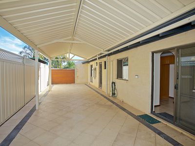 8/9-11 Hinderwell Street, Scarborough