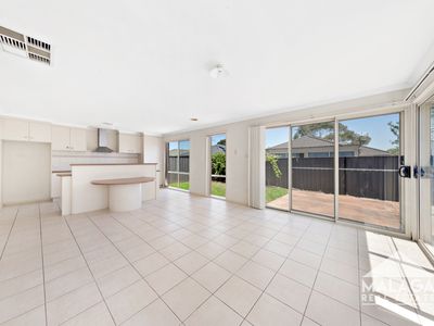 24 Gosford Gardens, Derrimut
