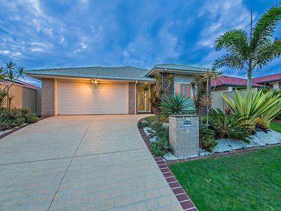 5 Cola Cres, Wynnum West
