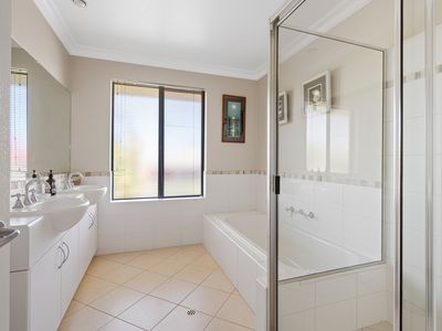 1 The Knoll, Somerville