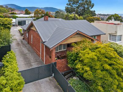 11 Salier Crescent, Mount Stuart