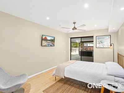 30 Little Lake Crescent, Warilla