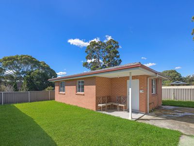 17A Crawford Road, Doonside