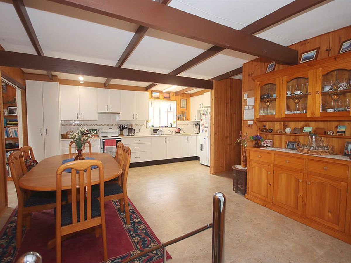 74 King Albert Avenue, Tanilba Bay, Tanilba Bay - Thumbnail 5