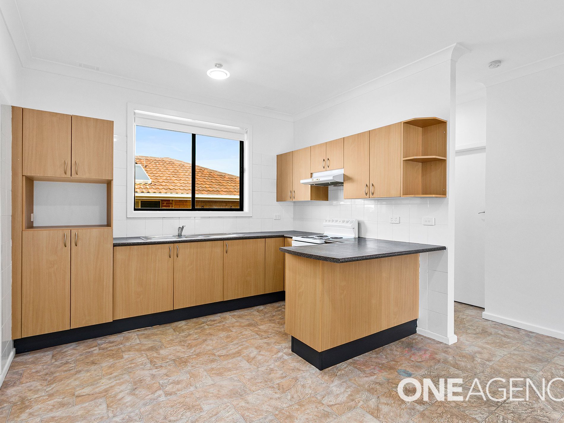 1 / 23 Osborne Parade, Warilla