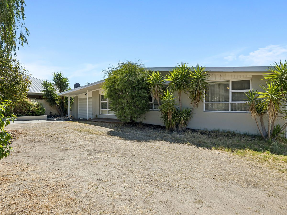 12 Drummond Street, Redcliffe