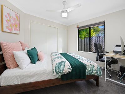 5 Foliage Way, Upper Coomera