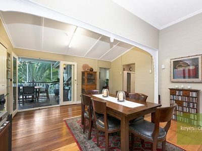 12 Echlin Street, West End