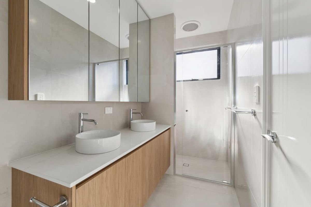 71 Embleton Avenue, Morley