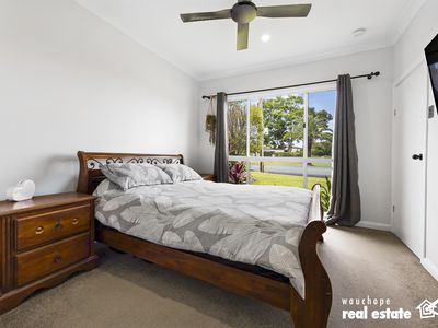 780 Beechwood Road, Beechwood