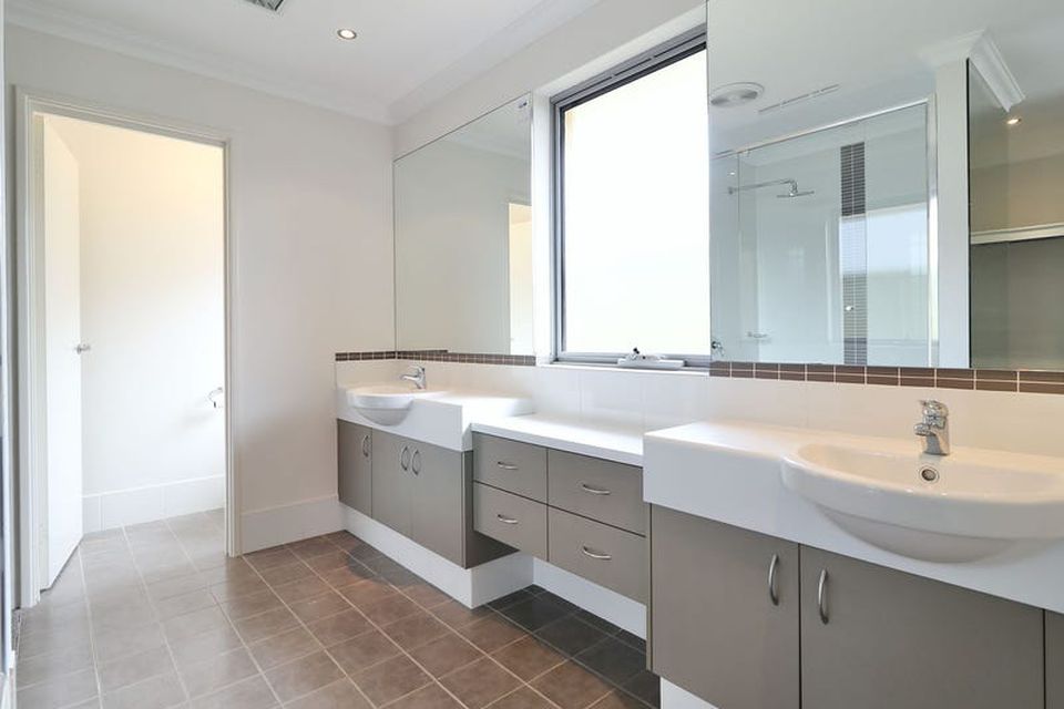 22 Searchers Crescent , Baldivis