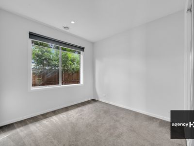 16 Tulipwood Avenue, Aintree