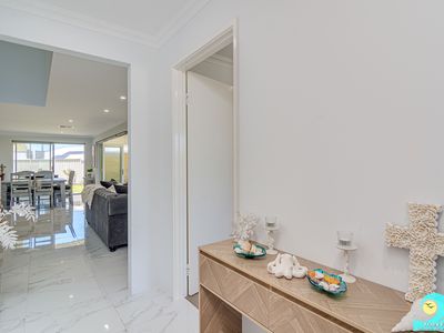 33 Summerhome Parade, Yanchep