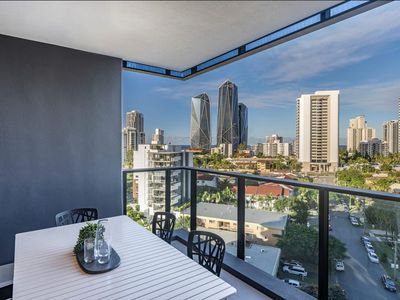 1101 / 15-17 Cannes Ave, Surfers Paradise
