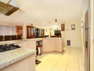 5 Summit Crt, Hampton Park