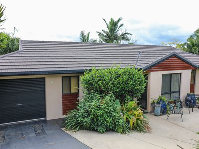 62 Country Road, Cannonvale