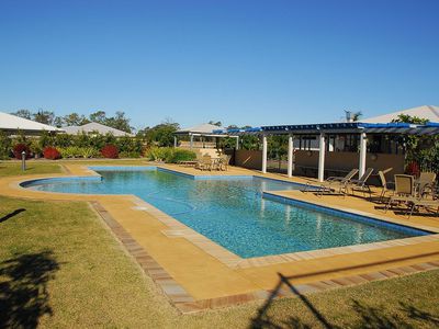 130 / 230 Pulgul Street, Urangan